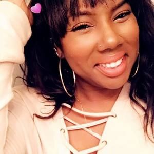 Meet your Posher, Romaineta